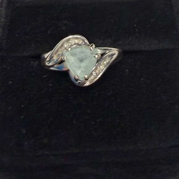 Source Unknown Jewelry - Aquamarine Ring size 8 1/2. Sterling Silver